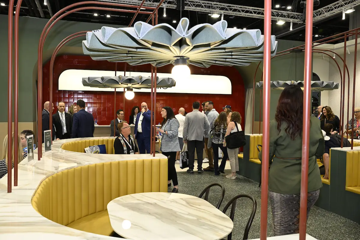 Coverings 2027 (1)
